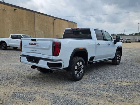 New 2026 GMC Sierra 2500 Denali w/ Denali Reserve Package AWD/4WD image 6