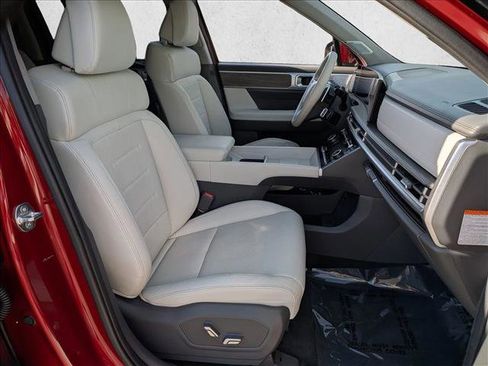 Used 2024 Hyundai Santa Fe Limited image 24