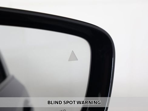 Used 2023 BMW M5 w/ Competition Package image 5