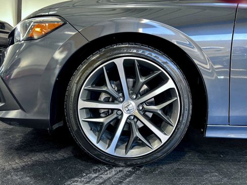 Used 2024 Honda Civic Touring image 28