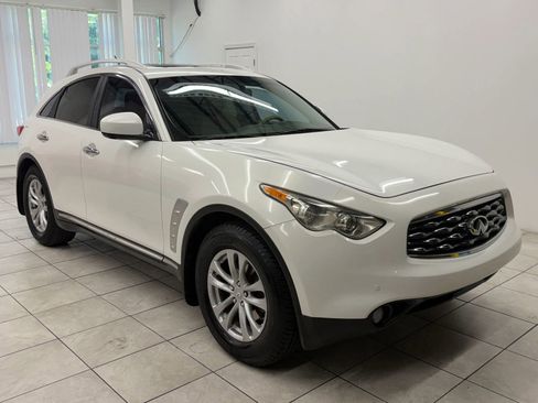 Used 2009 INFINITI FX35 2WD w/ Navigation Pkg image 1