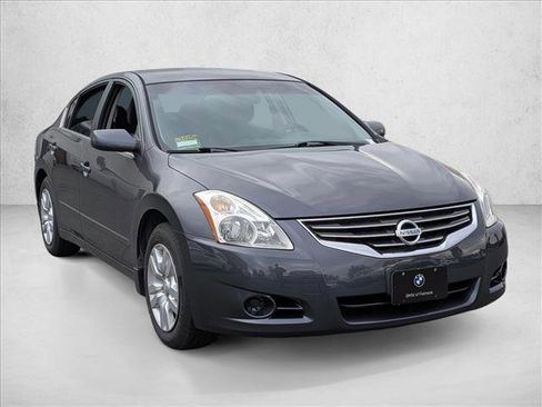 Used 2012 Nissan Altima 2.5 S image 3