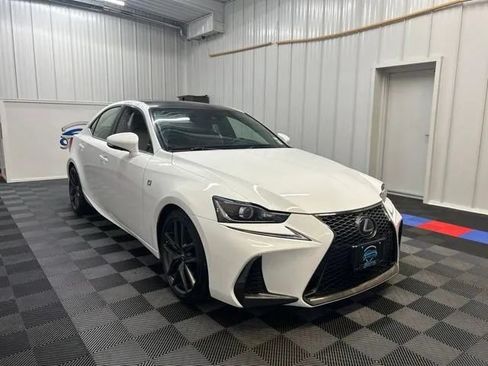Used 2019 Lexus IS 300 F Sport AWD/4WD image 3