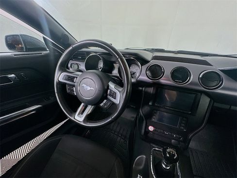 Used 2016 Ford Mustang GT image 9