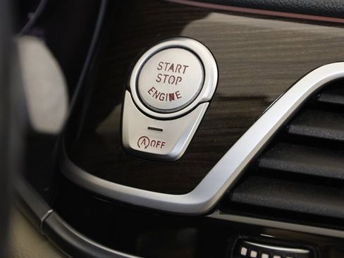 Used 2020 BMW 740i xDrive w/ Cold Weather Package image 37