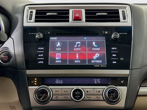 Used 2017 Subaru Outback 2.5i Limited image 24