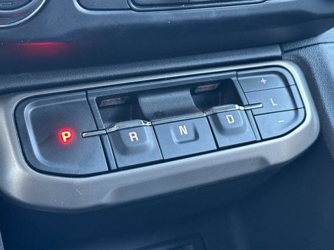 Used 2023 GMC Acadia Denali w/ Black Diamond Edition image 32