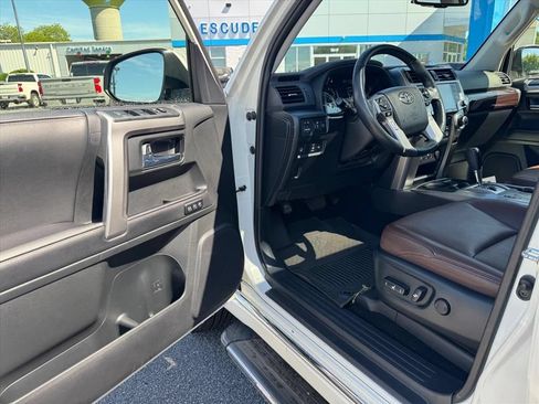 Used 2023 Toyota 4Runner Limited RWD image 15