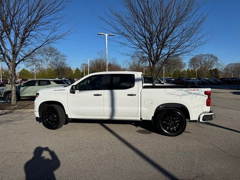 Used 2023 Chevrolet Silverado 1500 Custom w/ Rally Edition image 8