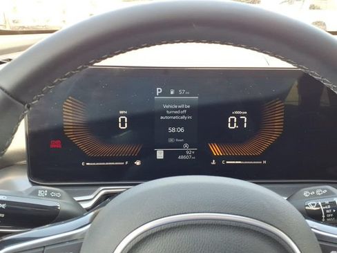 Used 2025 Kia Sorento S w/ Panoramic Sunroof Package FWD image 18
