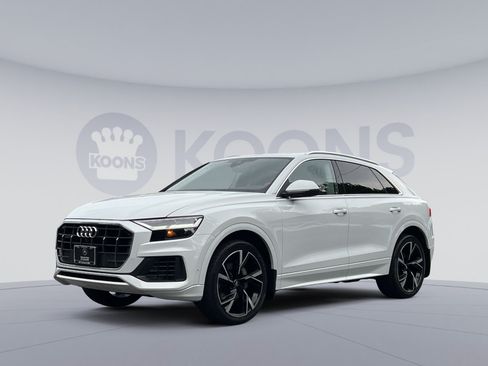 Used 2022 Audi Q8 Premium w/ Convenience Package AWD/4WD image 1
