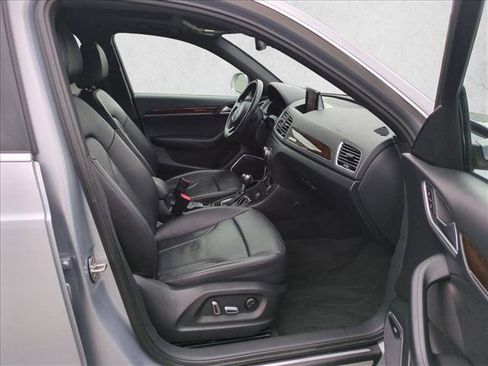 Used 2018 Audi Q3 2.0T Premium Plus w/ Premium Plus Package image 29