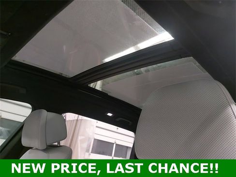 Used 2023 BMW X7 xDrive40i w/ Executive Package image 29