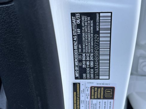 Certified 2024 Mercedes-Benz GLC 300 4MATIC image 35