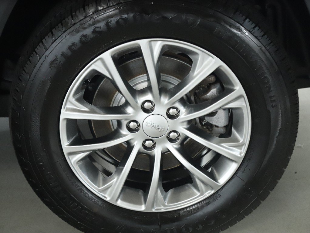 Used 2021 Jeep Cherokee Latitude Lux AWD/4WD image 39