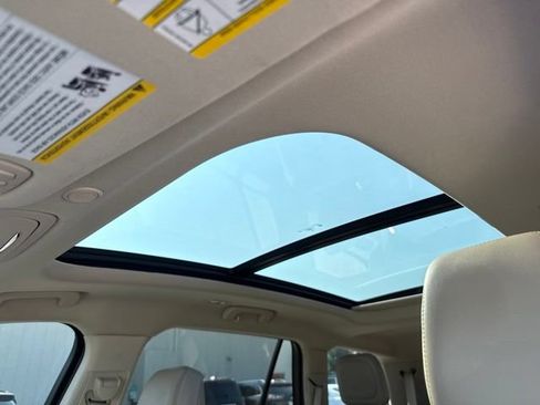 Used 2023 Lincoln Aviator AWD w/ Premium Package image 26