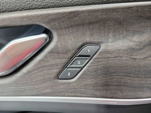 New 2025 Jeep Grand Cherokee L Limited w/ Black Appearance Package image 31