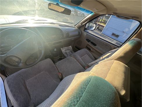 Used 1998 Dodge Ram 1500 Truck 4x4 Club Cab image 13