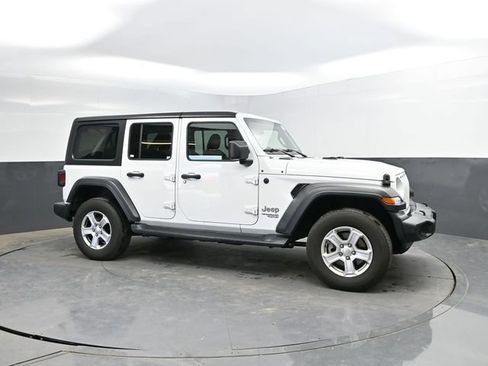Certified 2018 Jeep Wrangler Unlimited Sport S AWD/4WD image 4