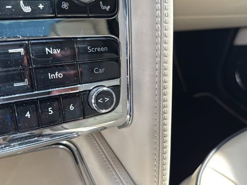 Used 2013 Bentley Mulsanne RWD image 45