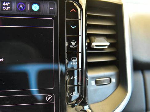 Used 2025 RAM 2500 Big Horn image 27