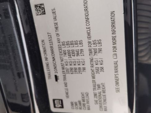 Used 2024 Chevrolet Tahoe LT w/ Luxury Package image 21