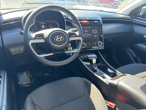 Certified 2023 Hyundai Tucson SE image 22