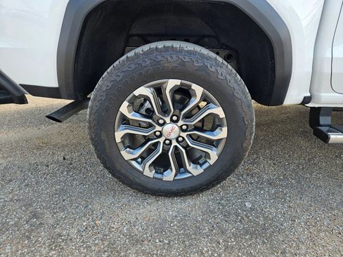 Used 2026 GMC Canyon Denali AWD/4WD image 31