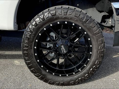 Used 2019 Ford F250 Lariat w/ FX4 Off-Road Package AWD/4WD image 9
