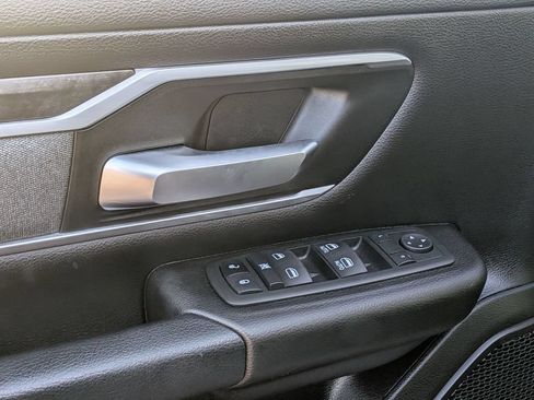 Used 2022 RAM 1500 Big Horn AWD/4WD image 12