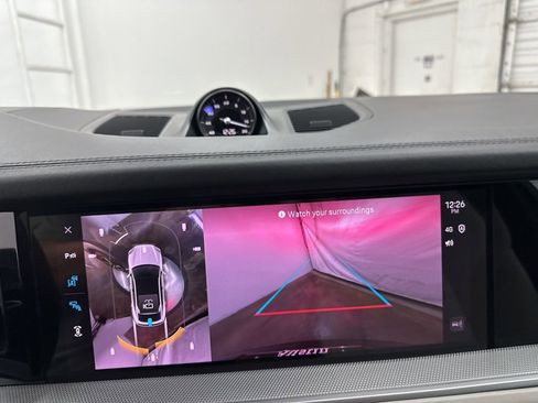 Used 2024 Porsche Cayenne Coupe image 18