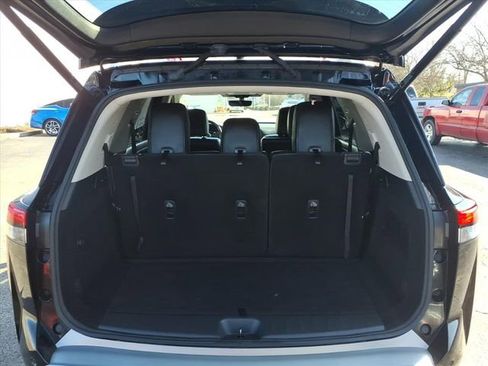 Certified 2024 Nissan Pathfinder SL image 31