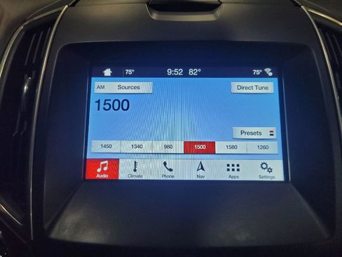 Used 2016 Ford Edge Titanium w/ Equipment Group 302A AWD/4WD image 25