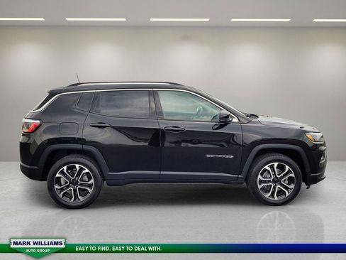 Used 2022 Jeep Compass Limited image 2