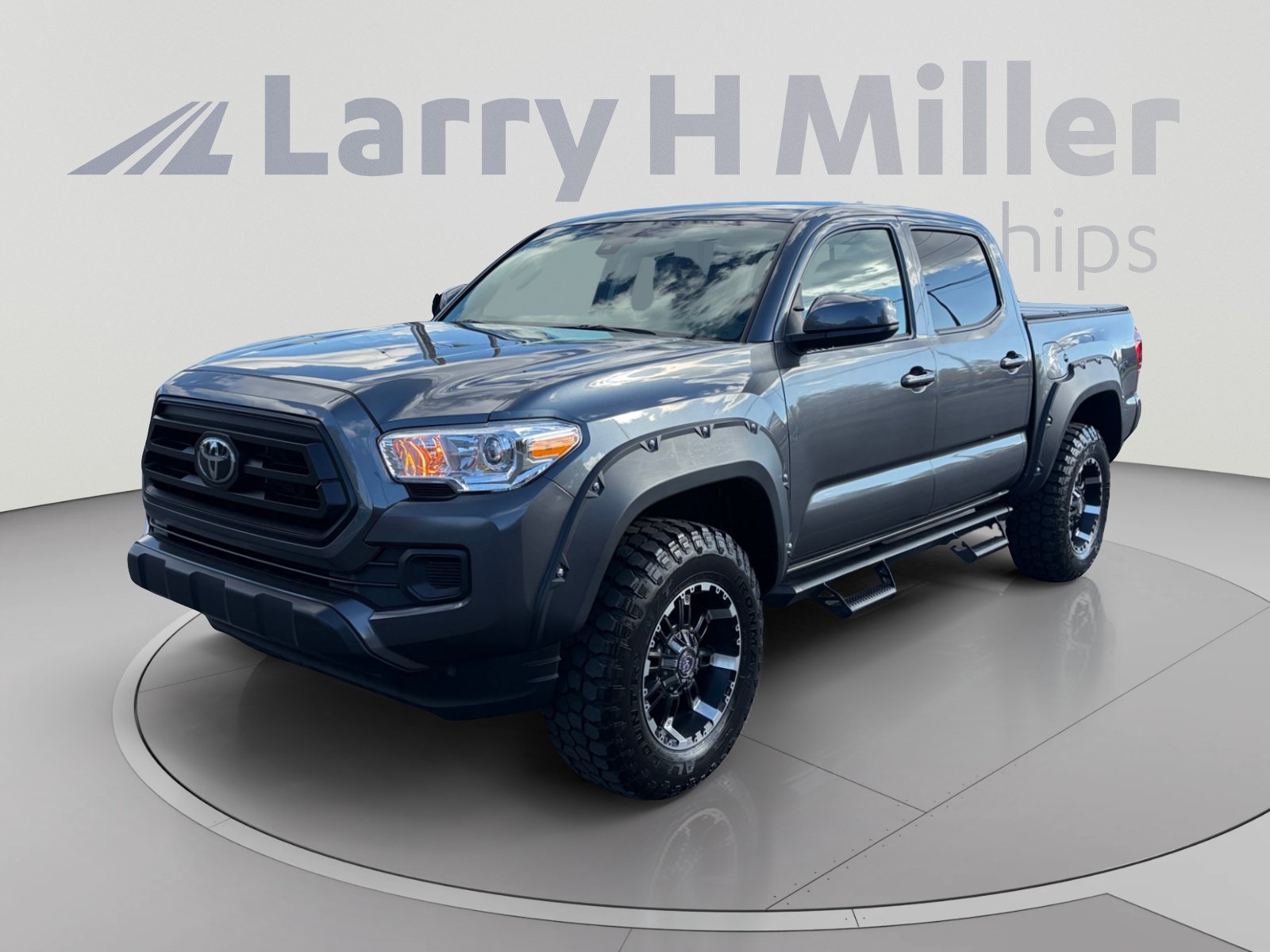 Certified 2021 Toyota Tacoma SR AWD/4WD image 1