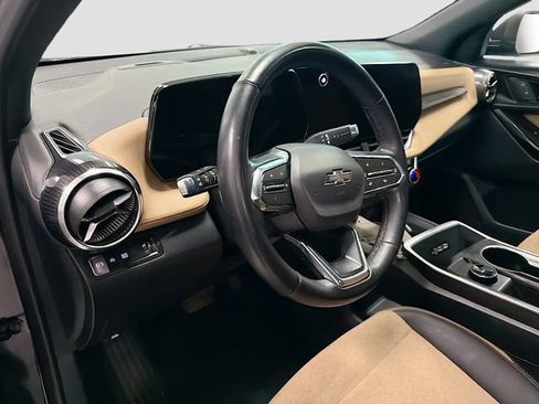 Certified 2025 Chevrolet Equinox ACTIV w/ Safety and Technology Package image 9