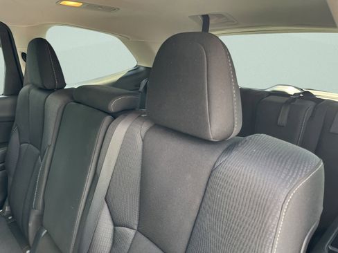 Used 2022 Subaru Ascent Premium w/ Convenience Package image 25