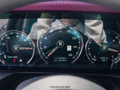 Used 2024 Rolls-Royce Ghost Black Badge image 20