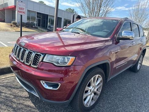 Used 2017 Jeep Grand Cherokee Limited image 1
