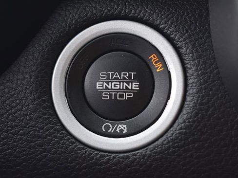 Used 2023 RAM 1500 Laramie image 30