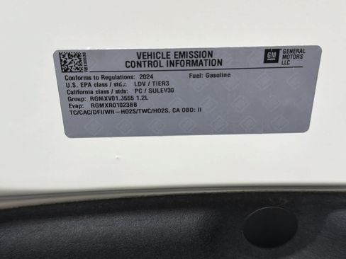 Used 2024 Buick Encore GX Preferred FWD image 22