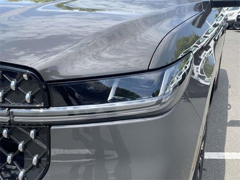 New 2025 Lincoln Navigator Black Label image 4