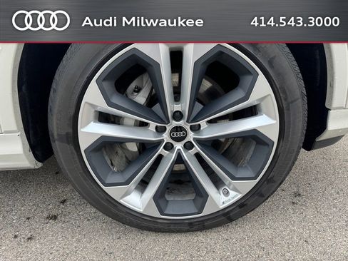 Used 2022 Audi Q7 3.0T Premium Plus w/ Premium Plus Package image 2
