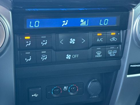 Used 2022 Toyota 4Runner Limited image 25