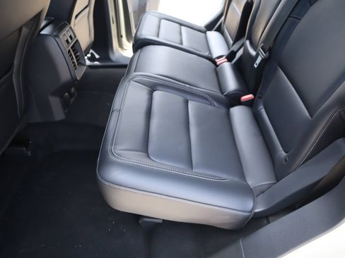 New 2026 Ford Bronco Outer Banks AWD/4WD image 13
