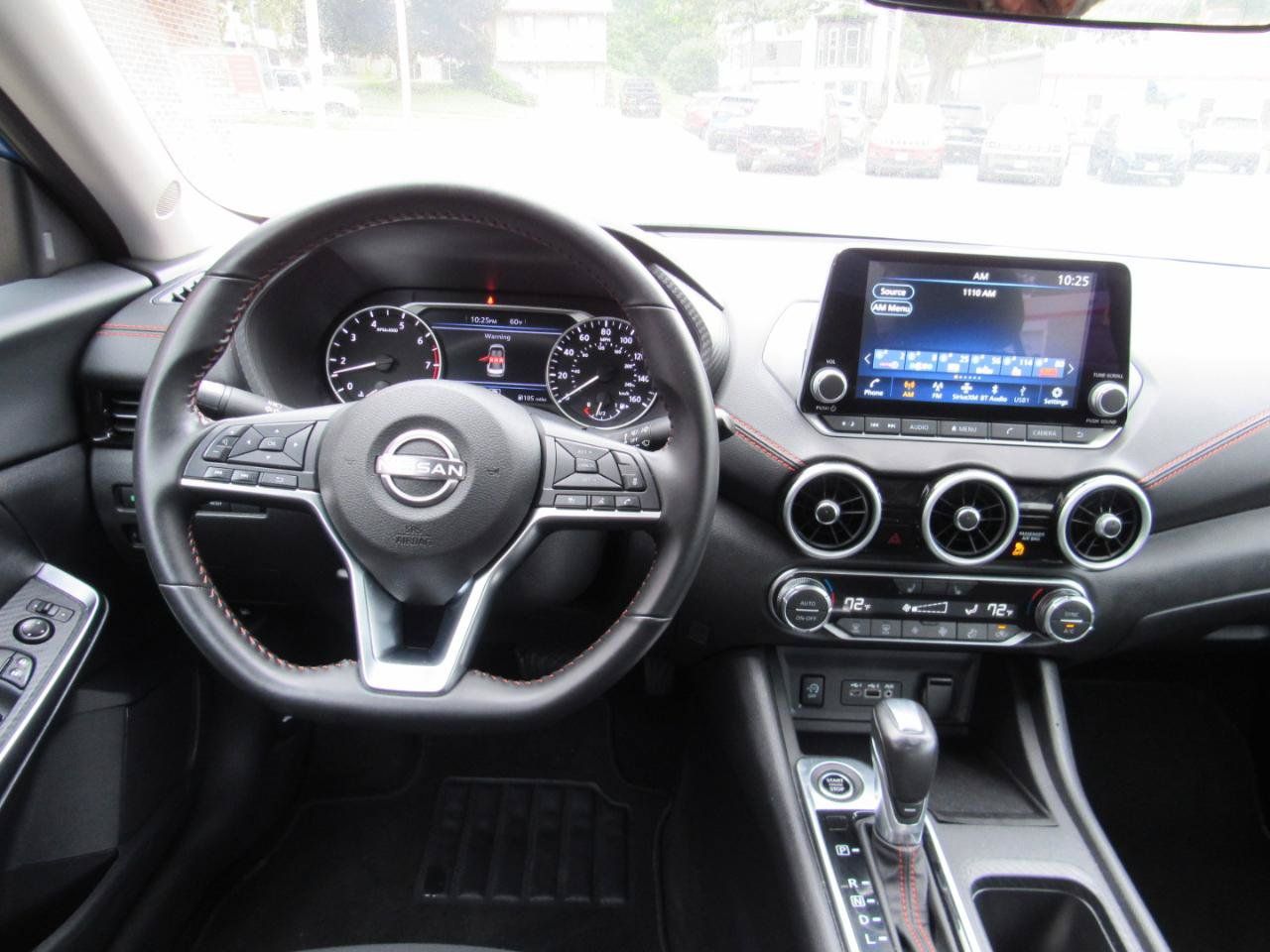 Used 2025 Nissan Sentra SR FWD image 4