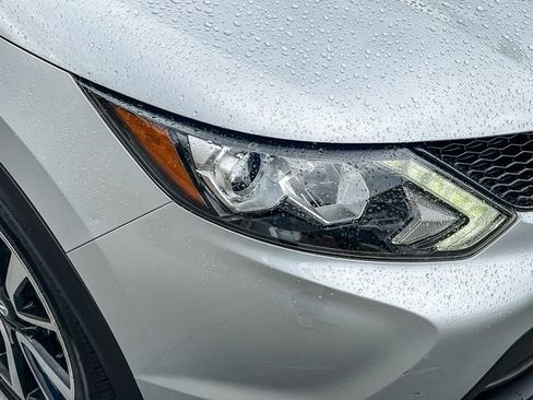 Used 2018 Nissan Rogue Sport SL w/ SL Premium Package AWD/4WD image 11
