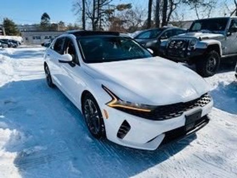 Used 2022 Kia K5 EX w/ EX Premium Package image 3