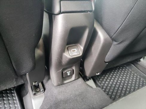 Used 2020 Jeep Renegade Trailhawk w/ Cold Weather Group image 12