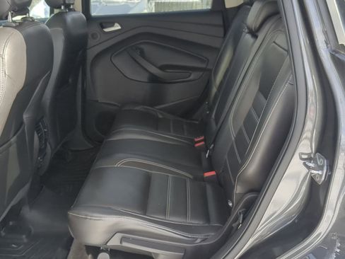 Used 2018 Ford Escape Titanium image 23